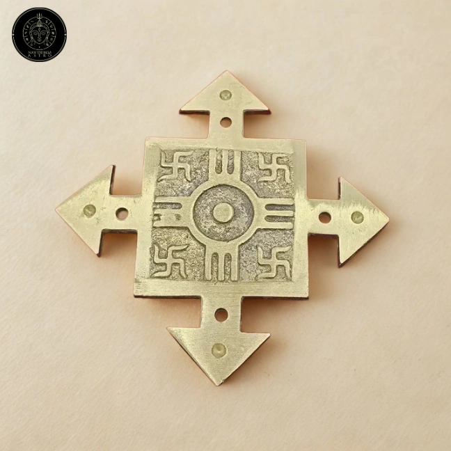 Four Direction Arrow with Swastik Plate